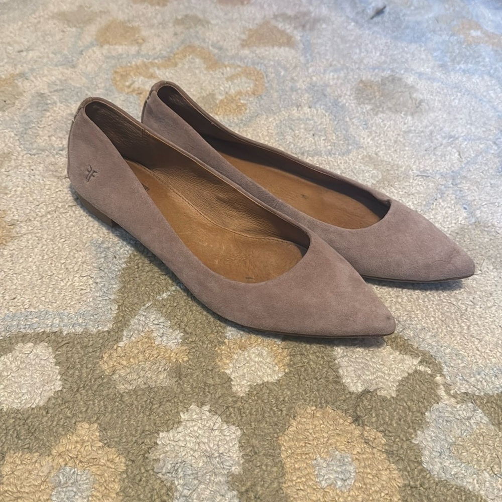 Mauve Suede Frye Ballet Flats with Pointed Toe